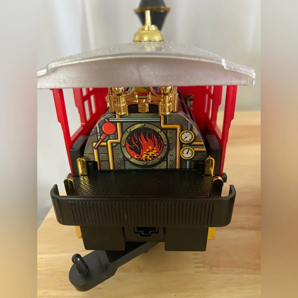SOLD 1986 New Bright Denver Express Train Locomotive Collectible Train Engine - Picture 7 of 11